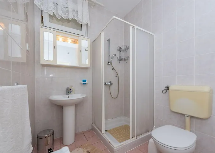 Danica Apartmán Tisno