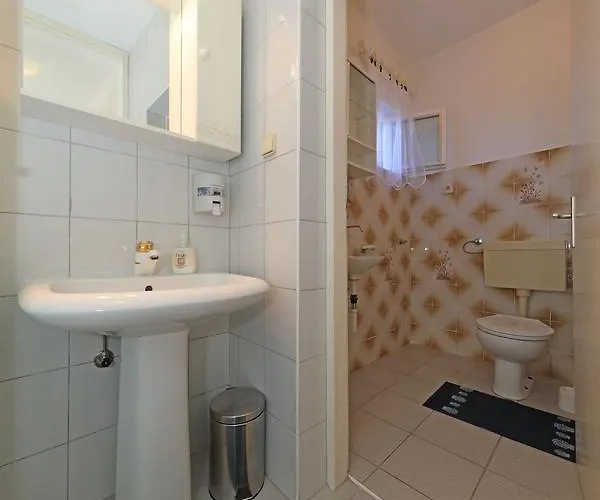 Danica Apartmán Tisno